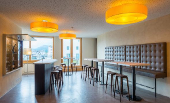 3. 유스 호스텔 세..