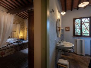 Apartment in Chianti with Pool ID 450