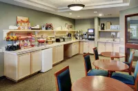 Days Inn by Wyndham Whitecourt
