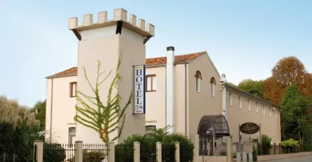 Hotel Al Barco Отели в г. Портогруаро