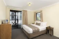 Lodestar Waterside Apartments Hotels in Como