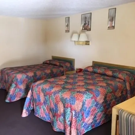 Colonade Motel