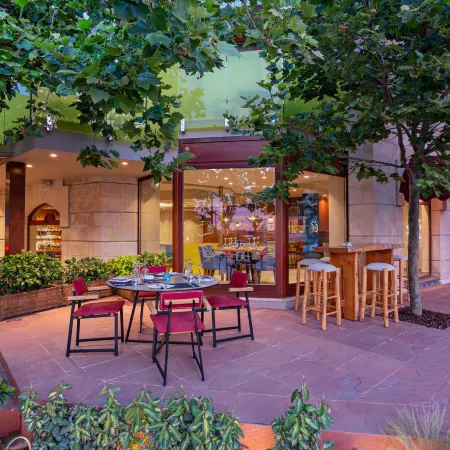 Kyma Suites Beach Hotel