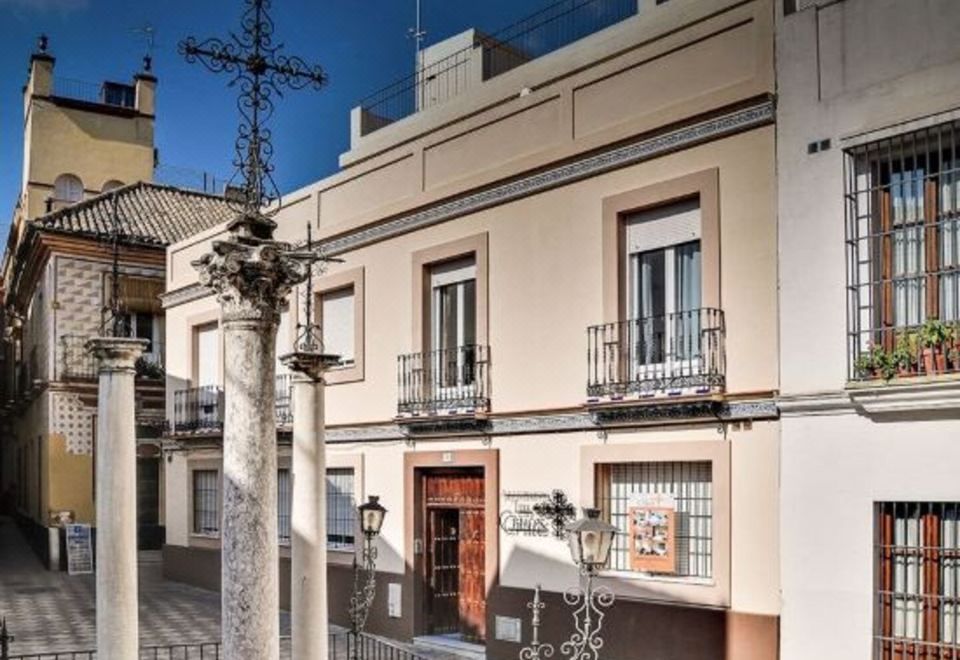 Apartamentos Las Cruces-Seville Updated 2023 Room Price-Reviews & Deals |  Trip.com