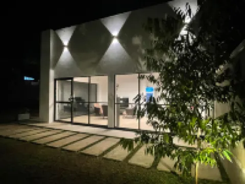 The Ivy Lake โรงแรมในอนุราธปุระ