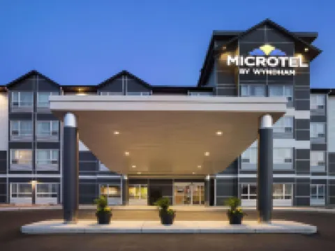 Microtel Inn & Suites by Wyndham Weyburn Hoteles en Weyburn