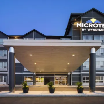 Microtel Inn & Suites by Wyndham Weyburn