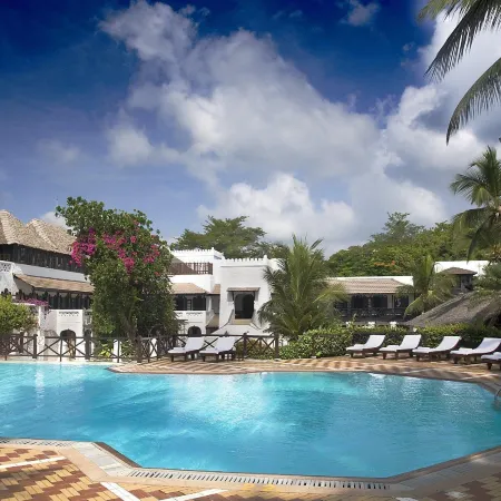 Serena Beach Resort & Spa