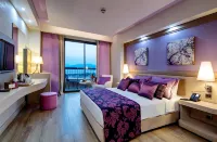 Royal Teos Thermal Resort Clinic & Spa - Halal Hotel