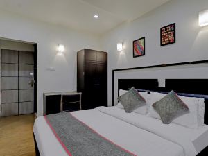 OYO Townhouse 81848 Hotel Dua Continental