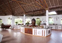 Bluebay Beach Resort & Spa - breakfast