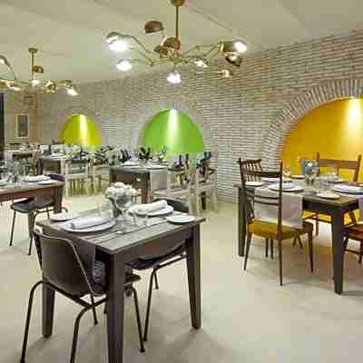Hotel Restaurante Galeria Essentia Dining/Meeting Rooms
