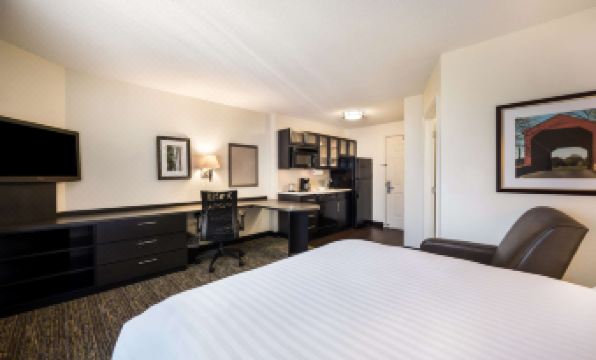 Sonesta Simply Suites Salt Lake City Airport