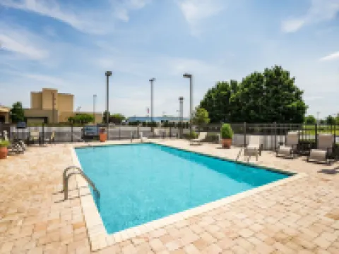 ハンプトン イン ドーバー ドーバーのホテル