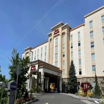 Hampton Inn & Suites Staten Island