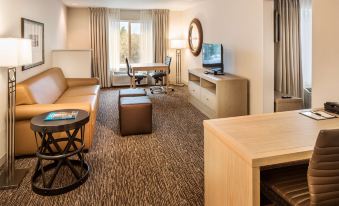 DoubleTree by Hilton Bend - Housity