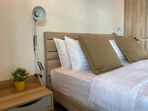 รูปภาพของอพาร์ตเมนต์ 1 ห้องนอน 0 ห้องน้ำส่วนตัว ขนาด 42 ตร.ม. – เขาตะเกียบ