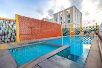 Hotel SRM Grandeurs Hotels in Tada