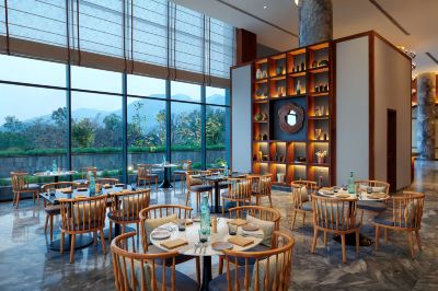 Restaurant Hyatt Regency Dehradun Photo
