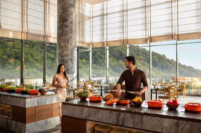 Restaurant Hyatt Regency Dehradun Photo