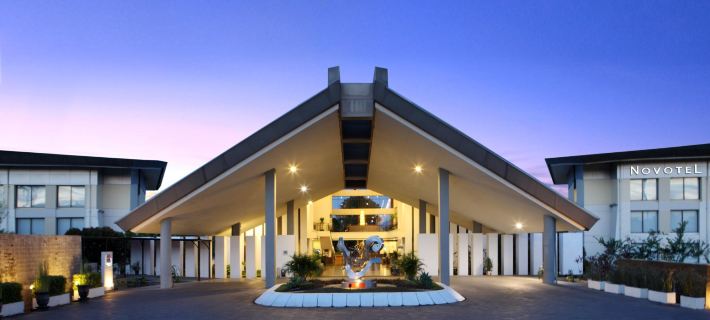 Courtyard by Marriott Manado Hotels in Manado