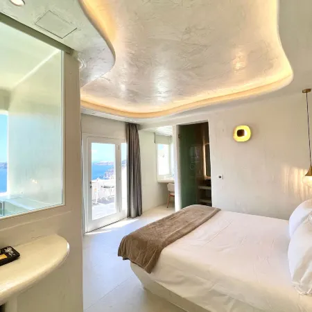 Athina Luxury Suites