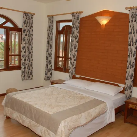 Vardan Resort n' Apartment