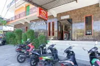 RedDoorz at Oxy Residence Manado Hotel a Mandolang
