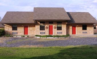 Lake Fork Marina & Motel