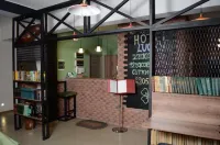 Hotel Lucky - Hostel