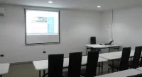 Hotel Astore Suites - 2-Star