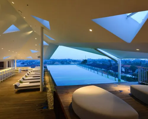 IZE Seminyak by LifestyleRetreats Hotels near Laksmana