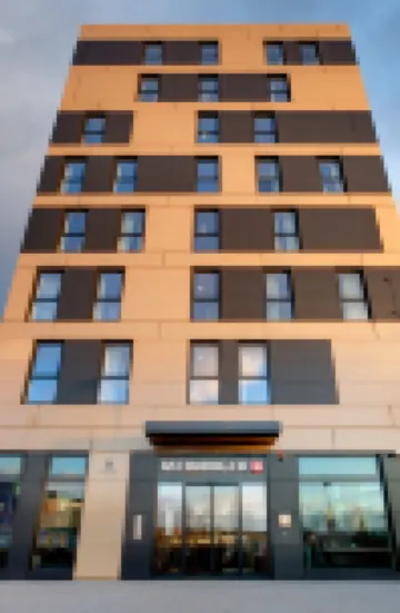 Meininger Hotel Frankfurt Main / Airport  호텔