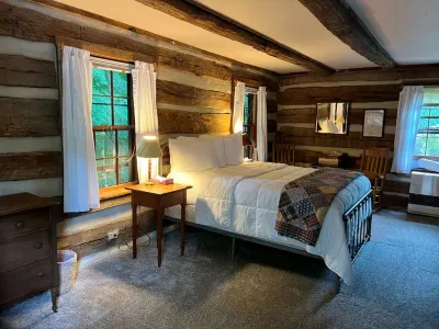 Sugar Tree Inn Hotels in Massies Mill