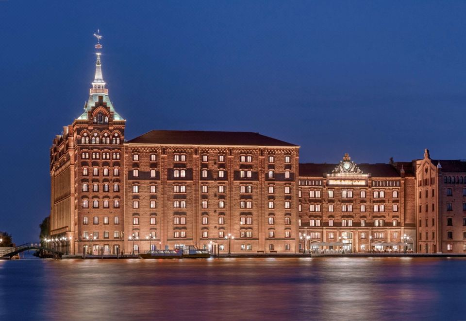 힐튼 몰리노 스터키 베니스의 웅장한 건물 외관