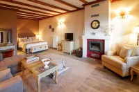 AlmondHouse Suites with Fireplace - Adults Only Hotels in Distomo-Arachova-Andikyra