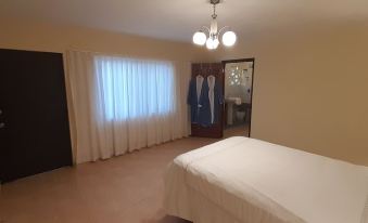 Island House Curacao - Housity