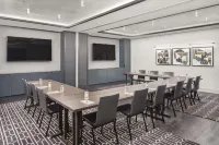 Canopy by Hilton Portland Waterfront - 4-Star