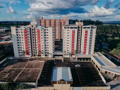 Villas Diroma Residence - Bvtur Hotel dekat Bandara Caldas Novas