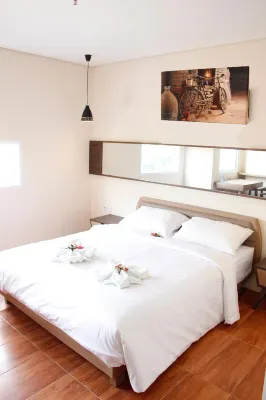 Azka Hotel by Salak Hospitality Hotels in Matraman