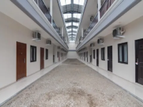 RedDoorz Syariah Plus @ Perintis Guesthouse Tasikmalaya Hotels in Cihideung