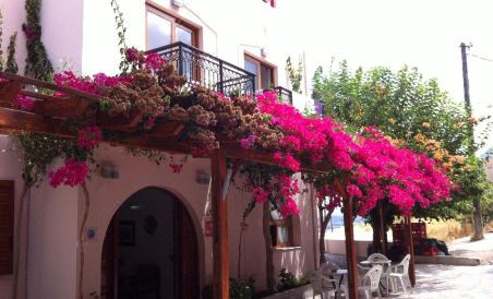 Zoe Hotel - Housity
