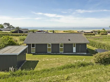 "Kierstine" - 100m from the Sea