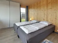 "Viveka" - 500m from the Sea