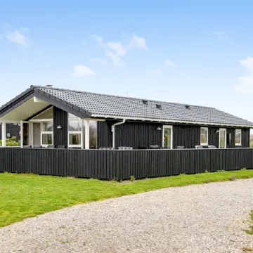 "Erza" - 500m from the Sea