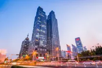 Yuelan Seaview Hotel Apartment (Qingdao May Fourth Square China Railway Center) Hotel di 