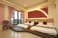 Lambo Stay Hotels in Toucheng Town