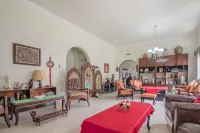 RedDoorz Syariah Plus @ Banjarbaru Hotels in Landasan Ulin Utara