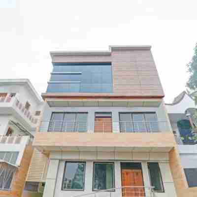 Flagship Hotel Br Inn Near Dwarka Sector 9 Metro Station Hotel Exterior