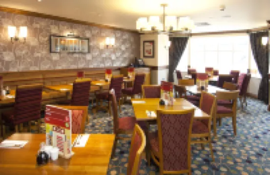 格拉斯頓伯裏普瑞米爾旅館 格拉斯頓伯里酒店